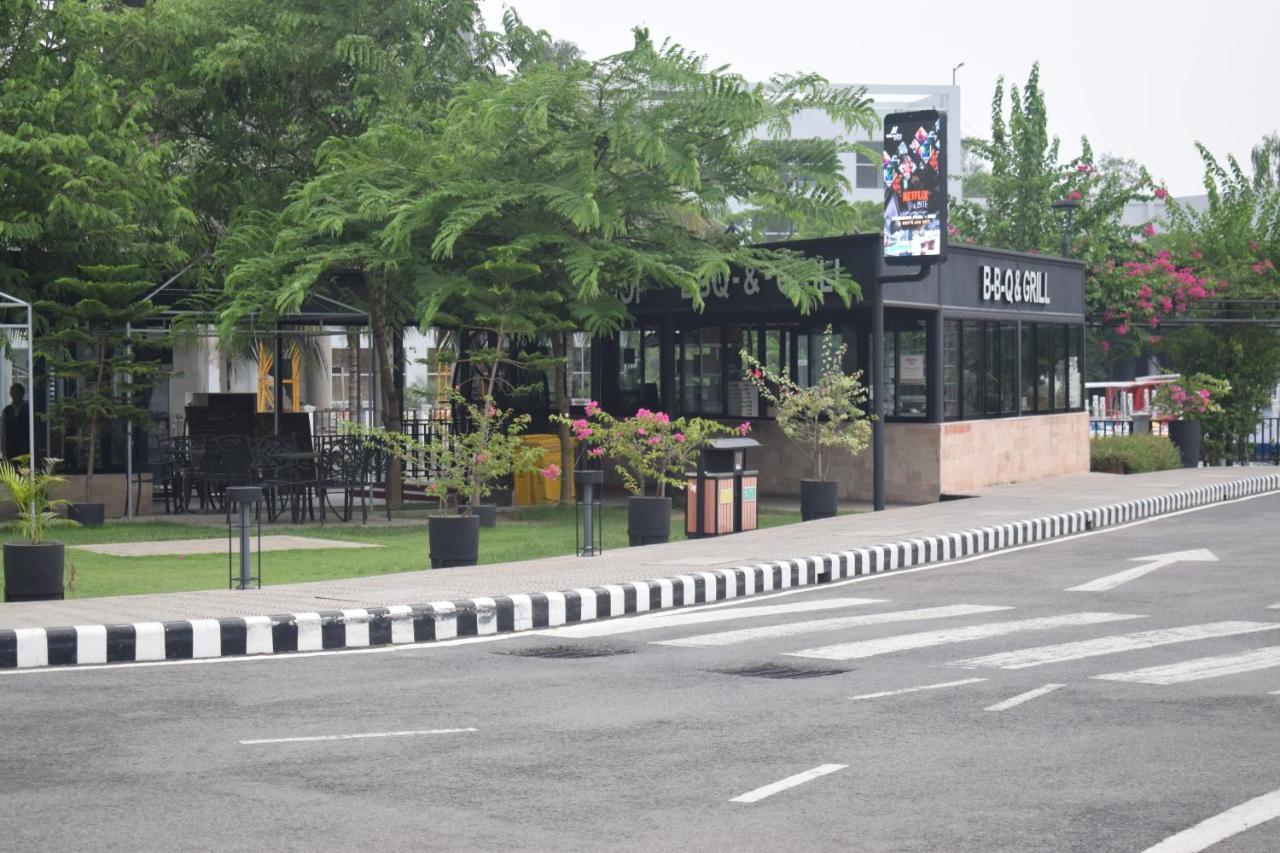 Momo Inn Bogra Exterior foto